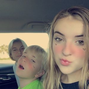 Meet your Posher, Kylie